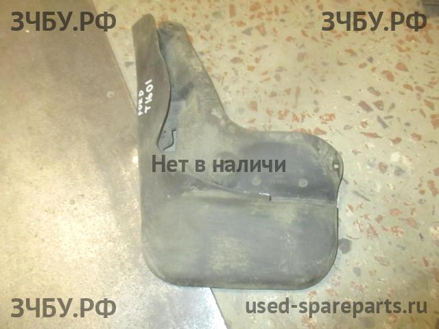 Ford Focus 3 Брызговик задний левый