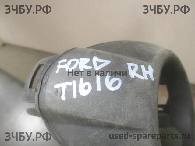 Ford Focus 3 Рамка противотуманной фары правой