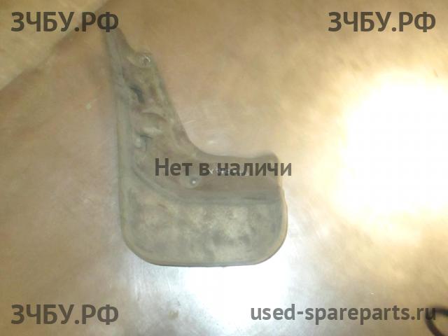 Ford Focus 3 Брызговик задний правый