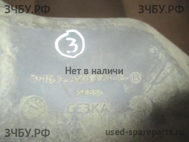 Ford Focus 3 Брызговик задний левый