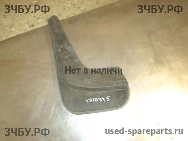 Ford Focus 3 Брызговик задний правый