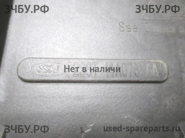 Ford Fusion Блок предохранителей