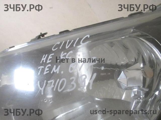 Honda Civic 8 (4D) Фара левая