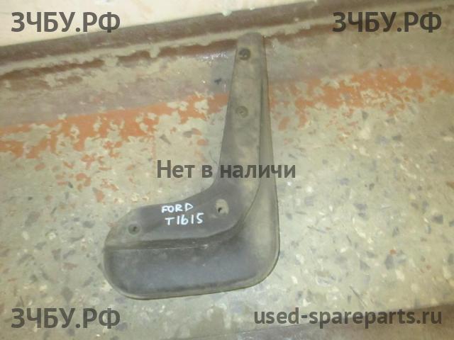 Ford Focus 3 Брызговик передний левый