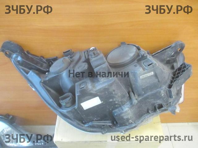 Citroen C4 (2) Фара левая