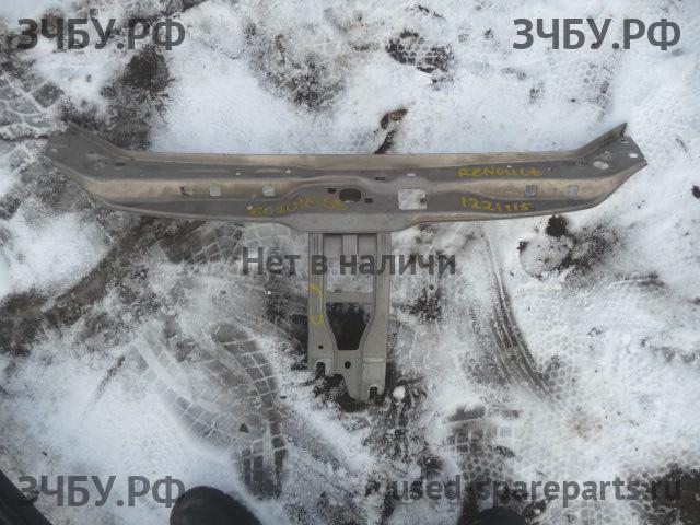 Renault Clio 2/Simbol 1 Панель передняя (телевизор)