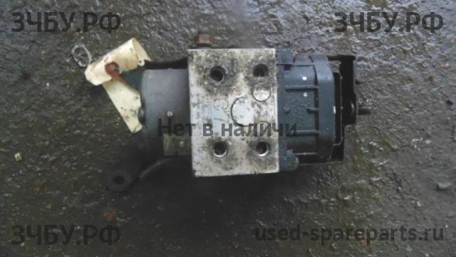 Subaru Forester 1 (S10) Блок ABS (насос)