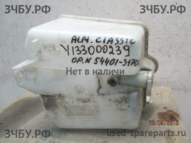 Nissan Almera Classic Бачок омывателя лобового стекла