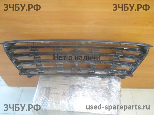 Toyota Land Cruiser 200 Решетка радиатора