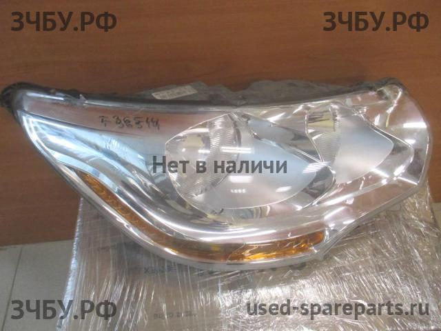 Citroen C4 (2) Фара правая