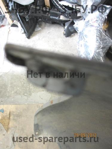 Toyota Yaris 2 Бампер задний