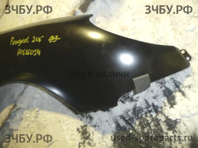 Peugeot 206 Крыло переднее правое