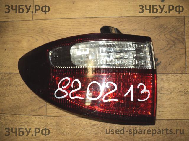 Toyota Previa 2 Фонарь левый