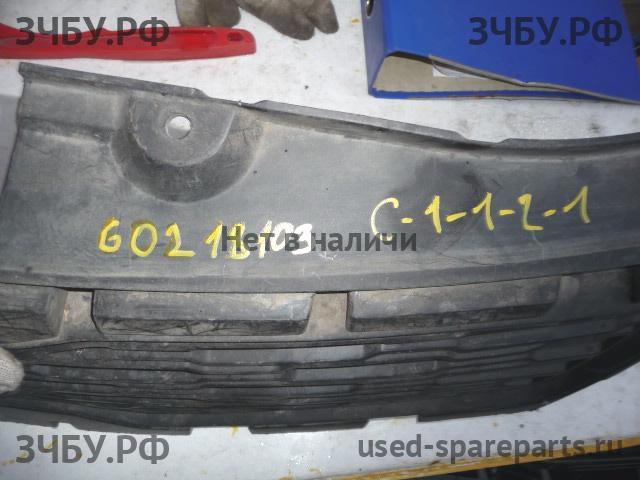 KIA Ceed 1 Решетка радиатора