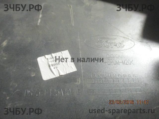 Ford Mondeo 5 Накладка на крышку багажника