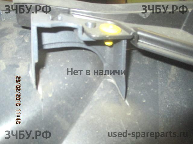 Ford Mondeo 5 Накладка на крышку багажника