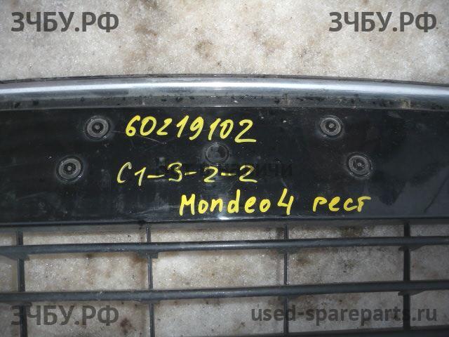 Ford Mondeo 4 Решетка в бампер