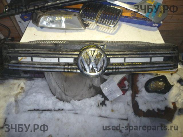Volkswagen Tiguan 1 (Рестайлинг) Решетка радиатора