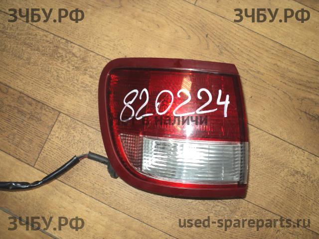 Nissan Avenir/Expert 2 (W11) Фонарь левый