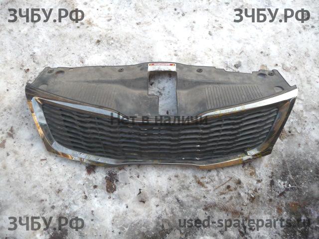KIA Rio 3 Решетка радиатора