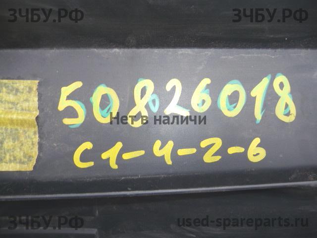 Mitsubishi Pajero/Montero 4 Накладка заднего бампера