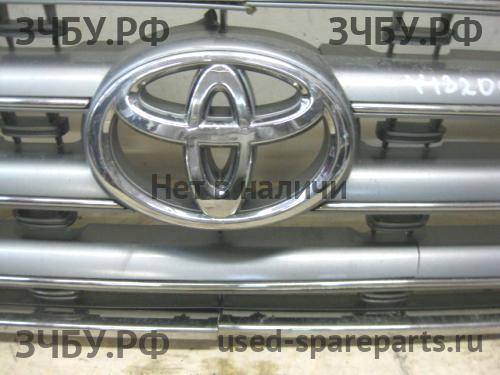 Toyota Land Cruiser 200 Решетка радиатора