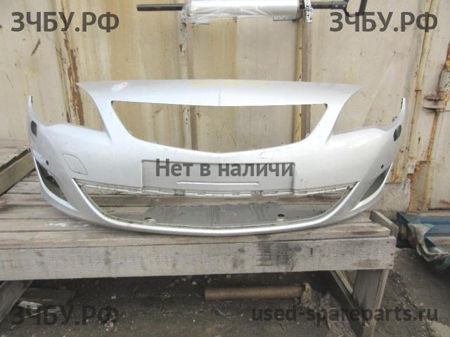 Opel Astra J Бампер передний