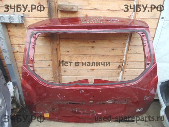 Renault Duster Дверь багажника