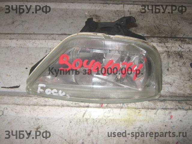 Ford Focus 1 ПТФ правая