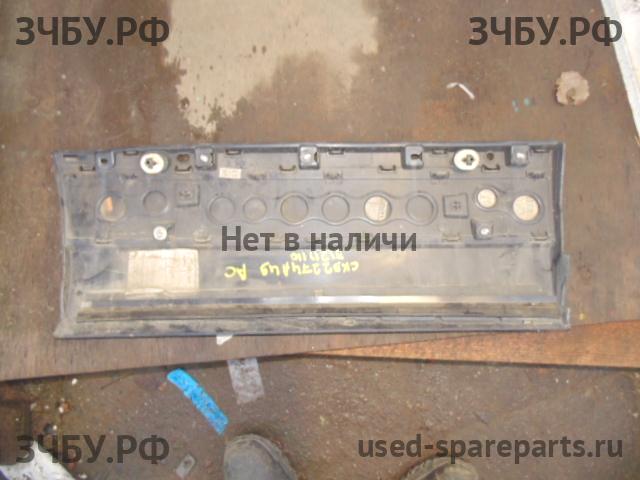 Land Rover Range Rover 4 Молдинг двери