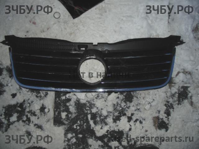 Volkswagen Passat B5 (рестайлинг) Решетка радиатора