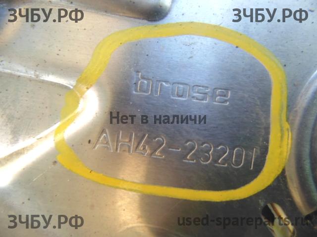 Land Rover Range Rover 3 (LM) Стеклоподъёмник электрический передний левый