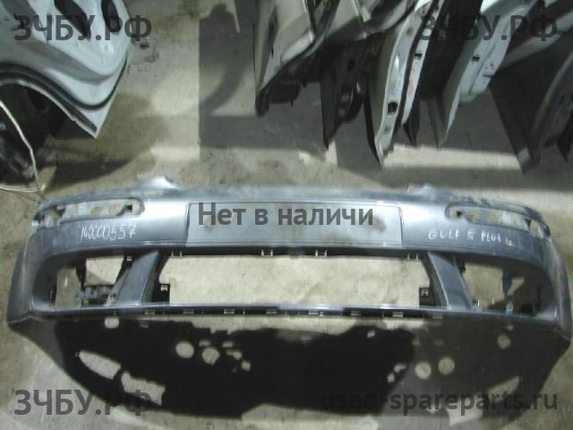 Volkswagen Golf 5 Plus Бампер передний