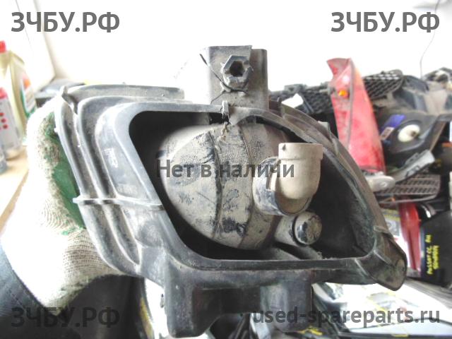 Hyundai i30 (1) [FD] ПТФ левая
