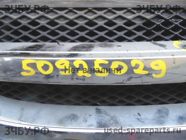 Chevrolet Lacetti Решетка радиатора