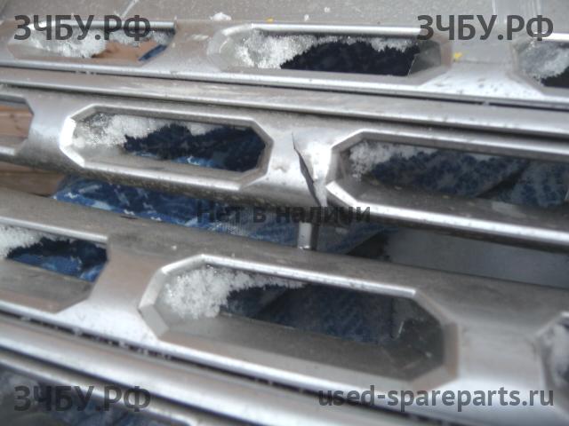 Land Rover Range Rover 4 Решетка радиатора