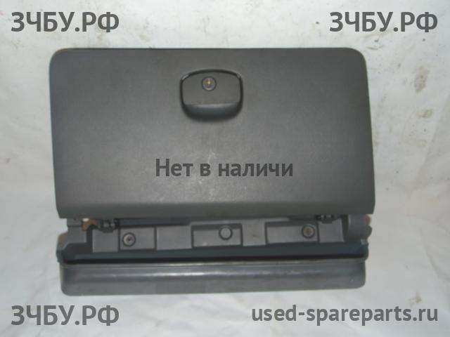 Chevrolet Lacetti Бардачок