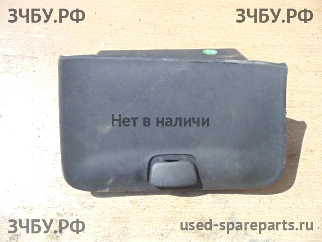KIA Rio 2 Пепельница