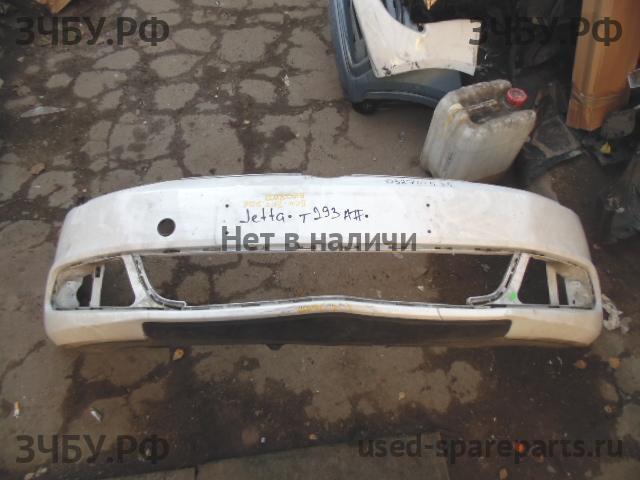 Volkswagen Jetta 6 Бампер передний