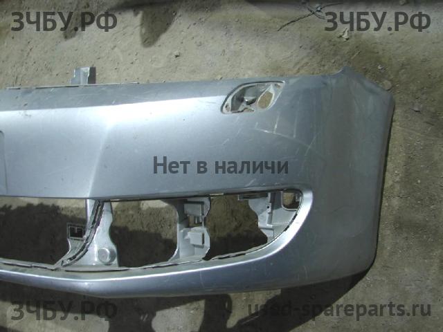 Volkswagen Golf 5 Plus Бампер передний