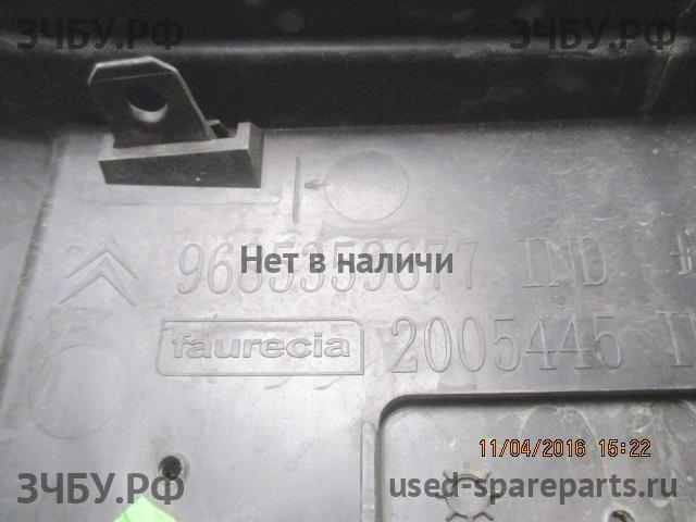 Citroen C3 (2) Решетка в бампер