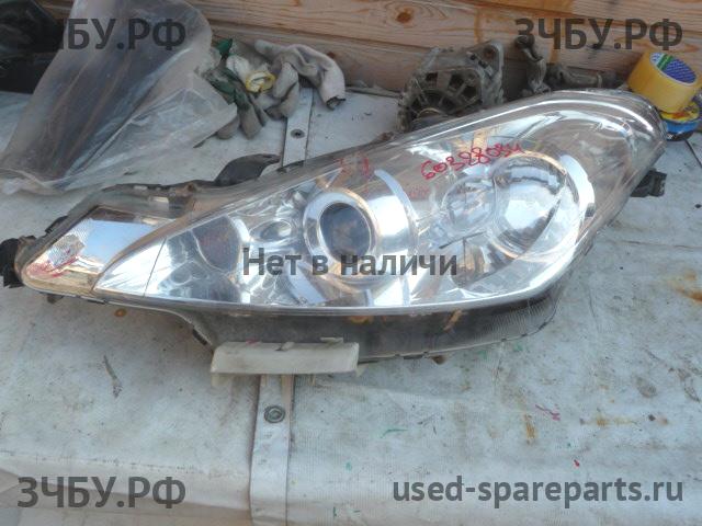 Peugeot 4007 Фара левая