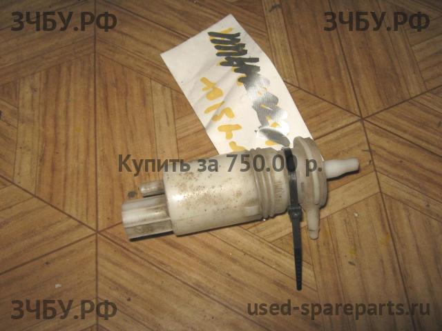 Chrysler Voyager/Caravan 4 Насос омывателя