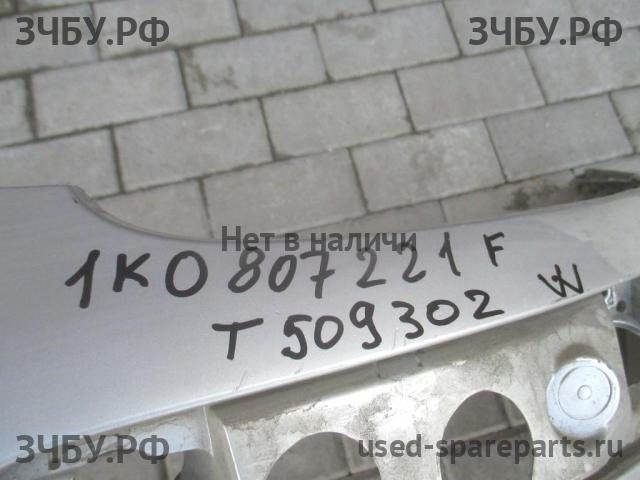 Volkswagen Golf 5 Бампер передний