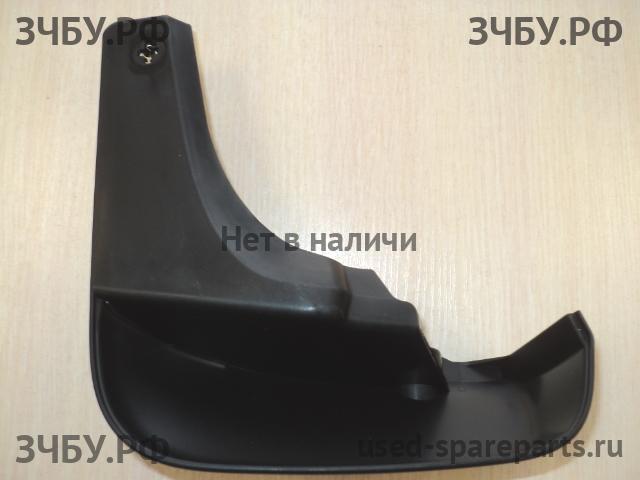 Toyota Corolla (E12) Брызговик задний правый