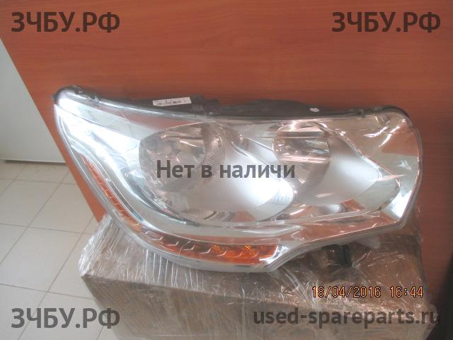 Citroen C4 (2) Фара правая