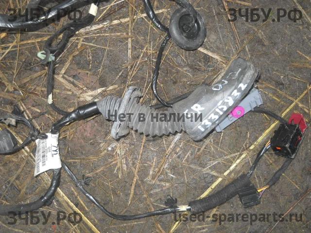 Opel Astra J Проводка двери передней правой