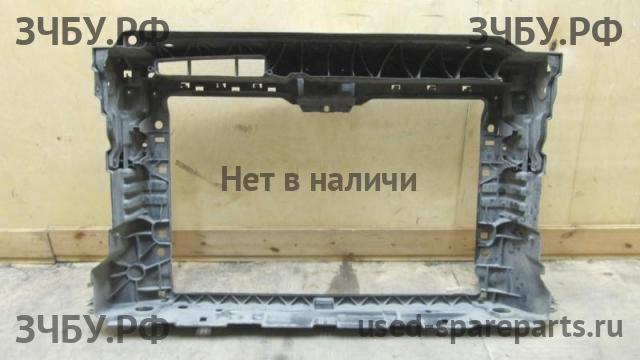 Volkswagen Jetta 6 Панель передняя (телевизор)