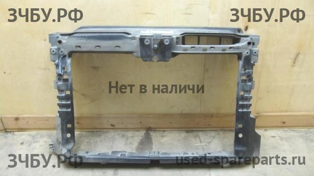 Volkswagen Jetta 6 Панель передняя (телевизор)