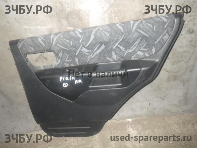 Mitsubishi Pajero Pinin (H60) Обшивка двери задней правой
